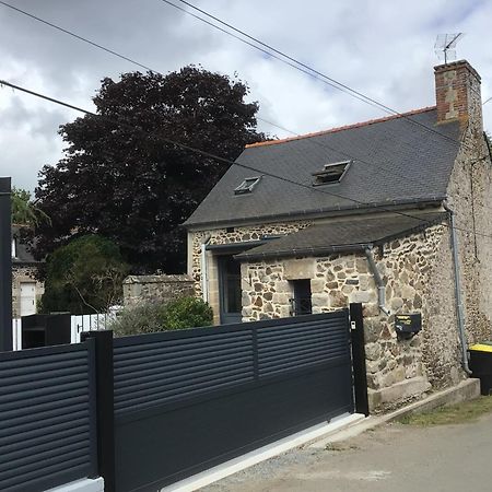 Maison En Pierre A La Campagne Proche De La Mer Plourhan Kültér fotó